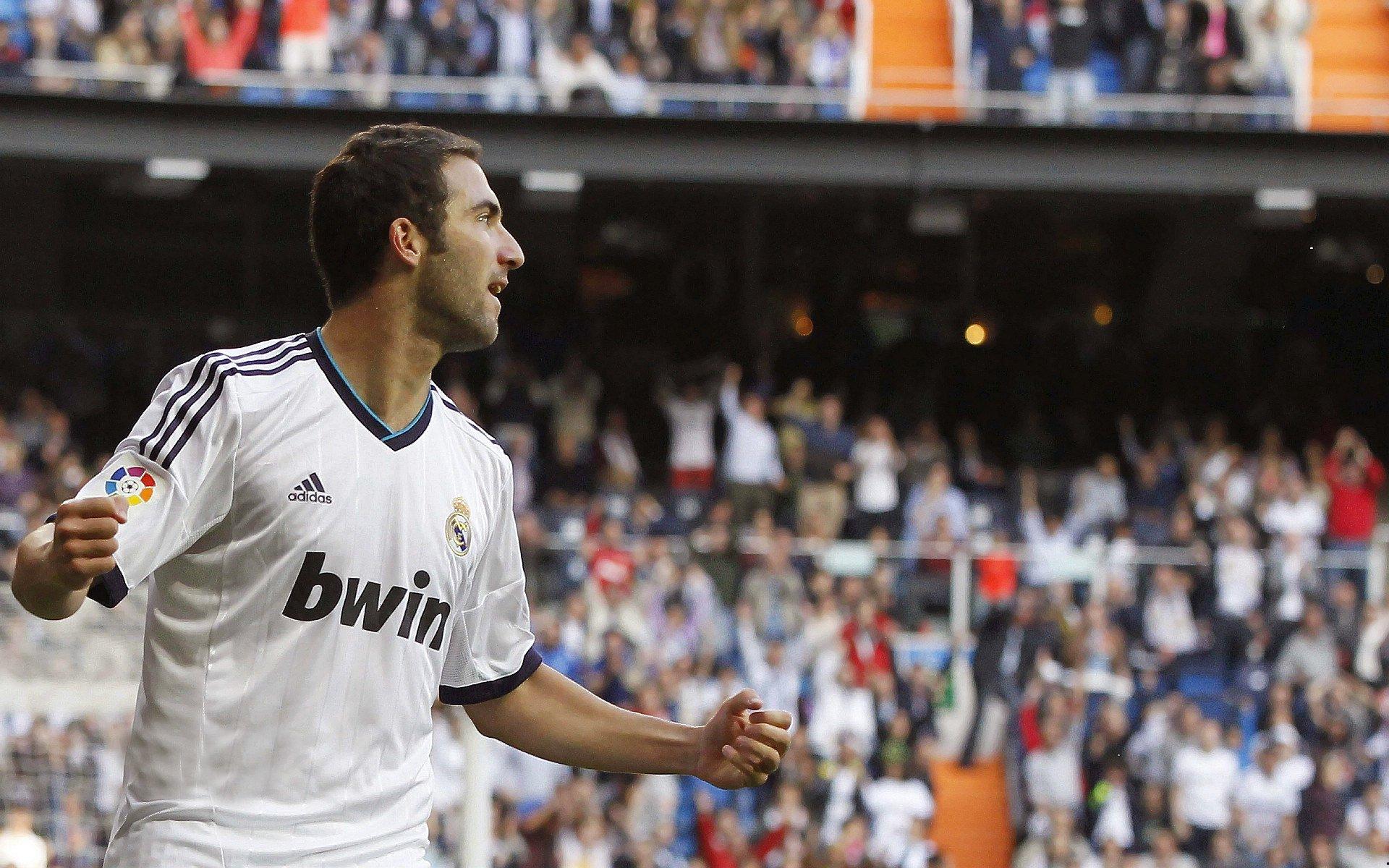 德天空独家，布莱顿坚定留人，多特蒙德瞄准博纳诺特，2500万欧先租后买方案浮出水面