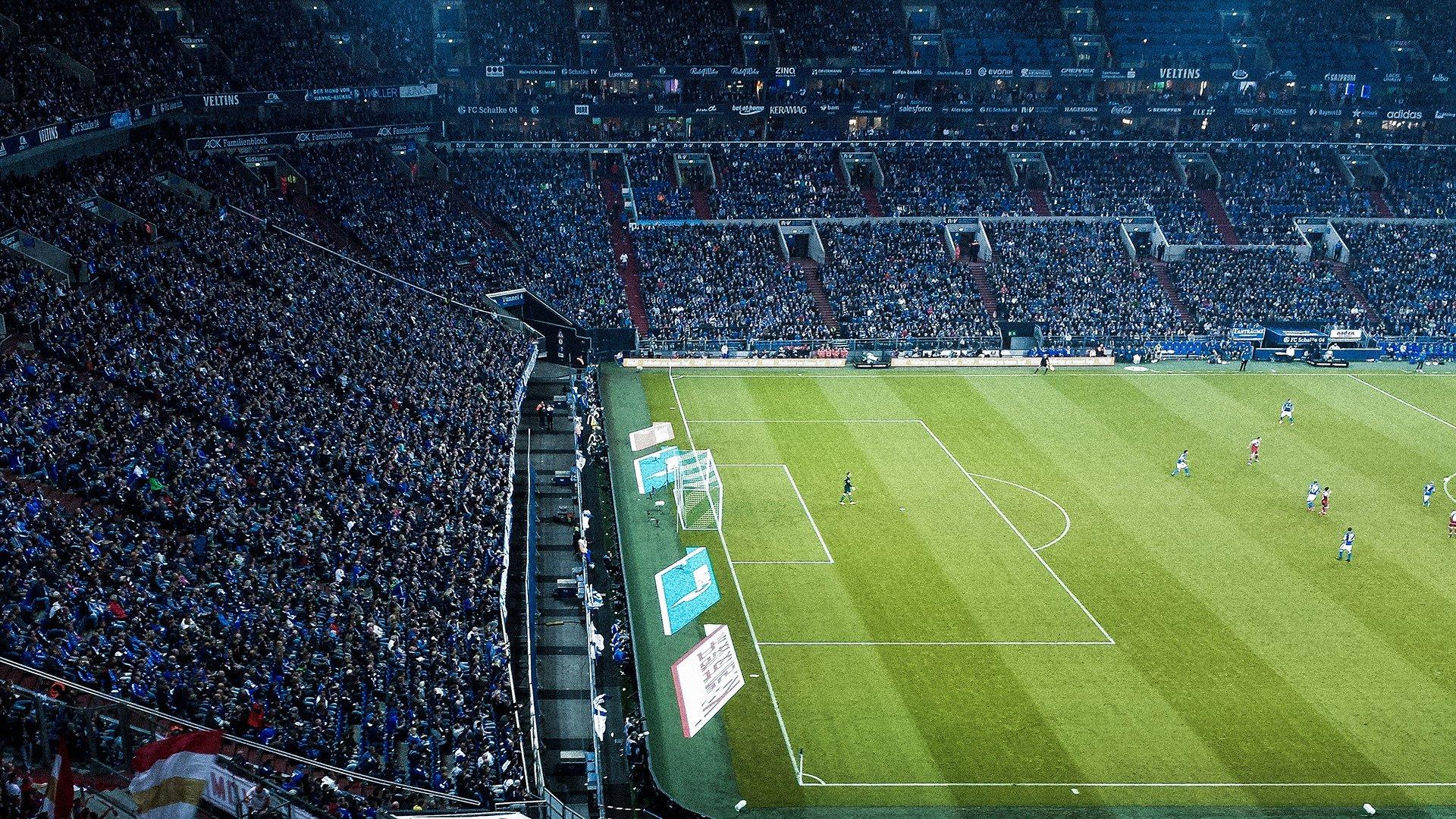 体坛诸葛梁再爆金句，阿涅利非袁绍乃吕布，足坛权谋暗流涌动